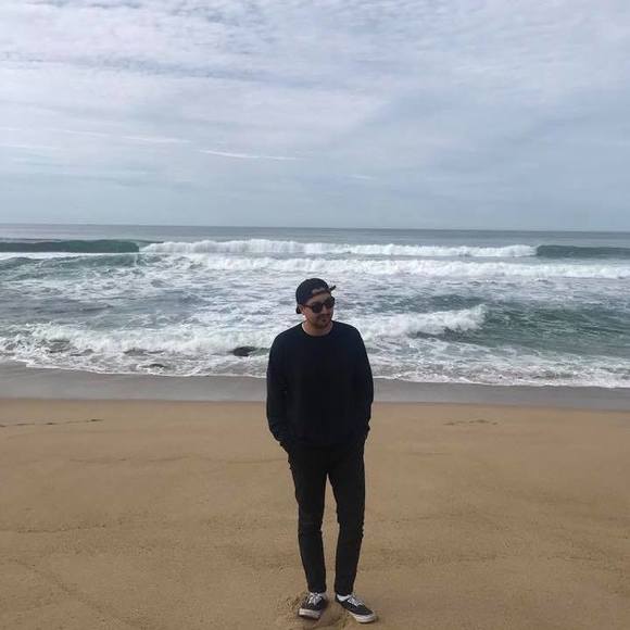 Meet your Posher, Andrew - Picture 1 of 1